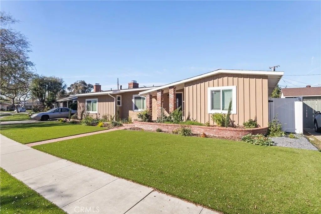 Photo of 5741 E 23rd St, Long Beach, CA 90815 (MLS # OC26007108)