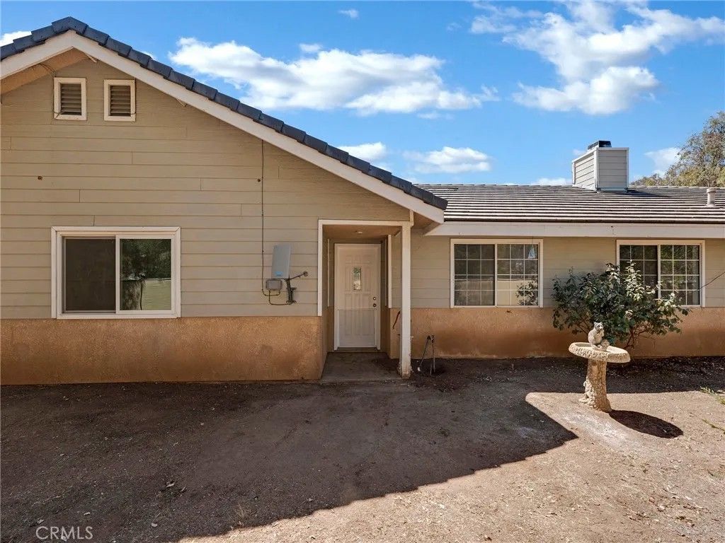 Photo of 33320 Kingbird Way, Acton, CA 93510 (MLS # BB26043714)