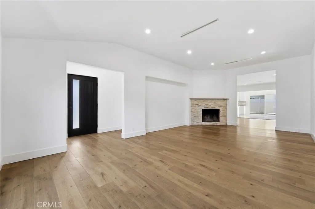 Photo of 6015 Laurelgrove, North Hollywood, CA 91606 (MLS # BB26026571)