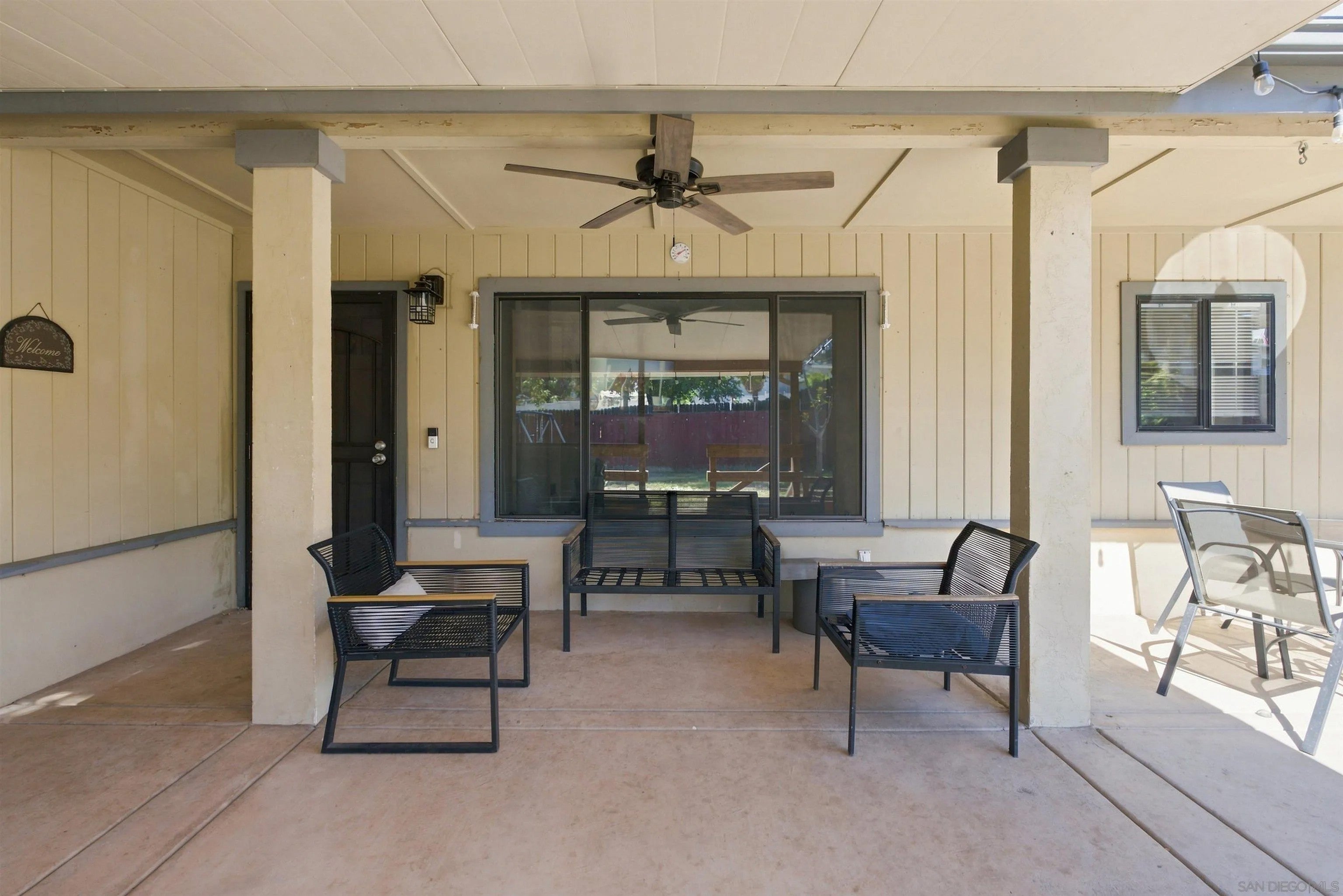 8130 Royal Park