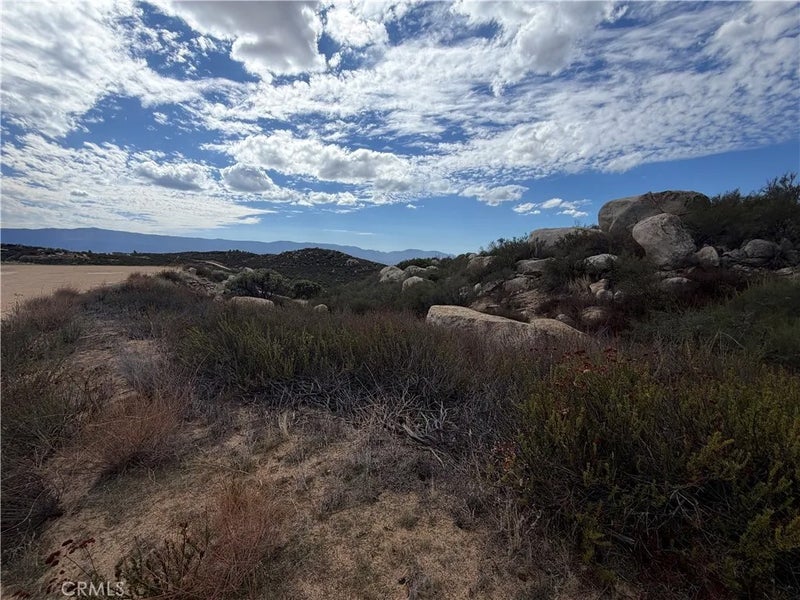 812 Rocky Valley