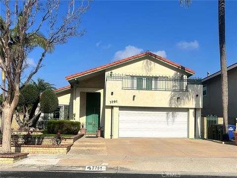 Photo of 3791 Holden Circle, Los Alamitos, CA 90720 (MLS # PW26025882)