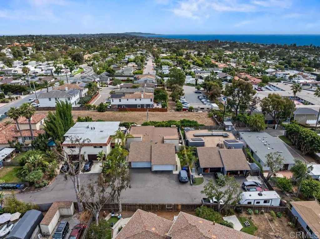 Photo of 943 Windy Hill, Encinitas, CA 92024 (MLS # NDP2600322)