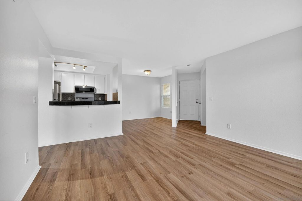 Photo of 2063 Lakeridge Circle #101, Chula Vista, CA 91913 (MLS # 260005407)