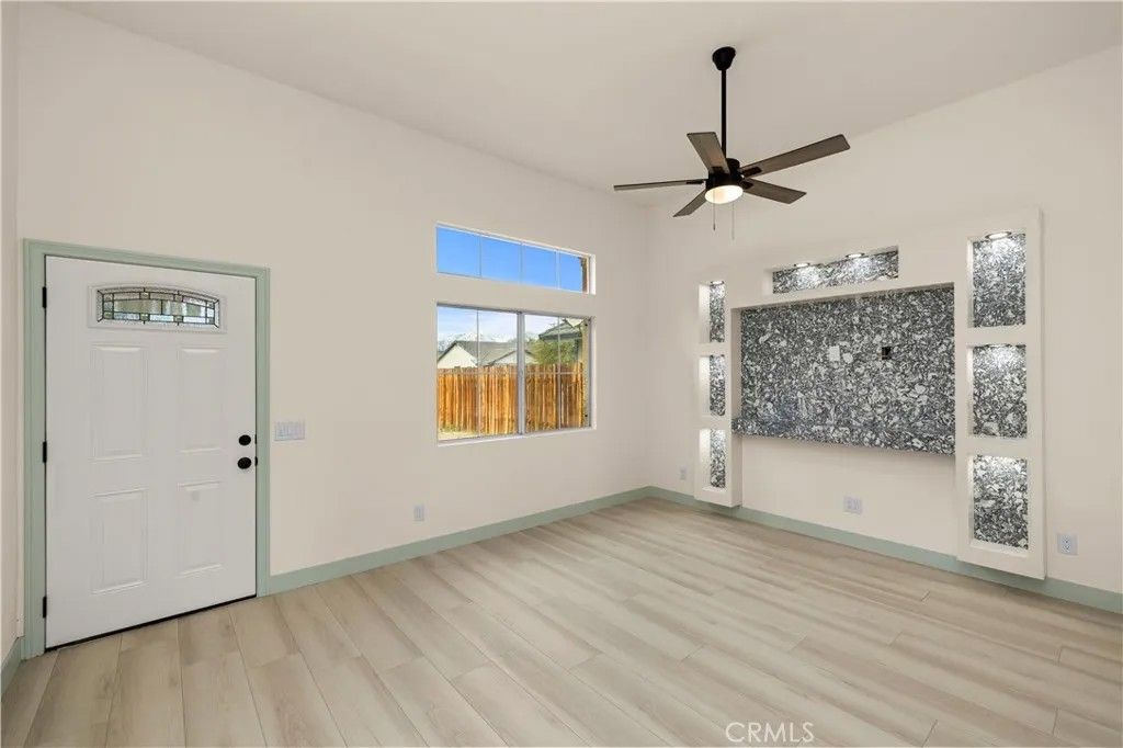 Photo of 13780 Del Ray Ln, Desert Hot Springs, CA 92240 (MLS # PW26020762)