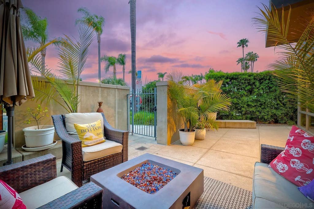 Photo of 1052 Anchorage Ln, San Diego, CA 92106 (MLS # 260020375)