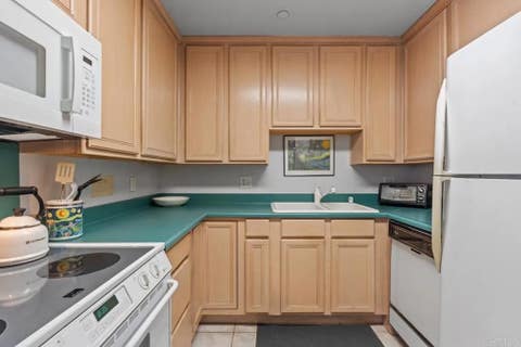 Tiny photo for 4082 Albatross Street #16, San Diego, CA 92103 (MLS # PTP2605960)