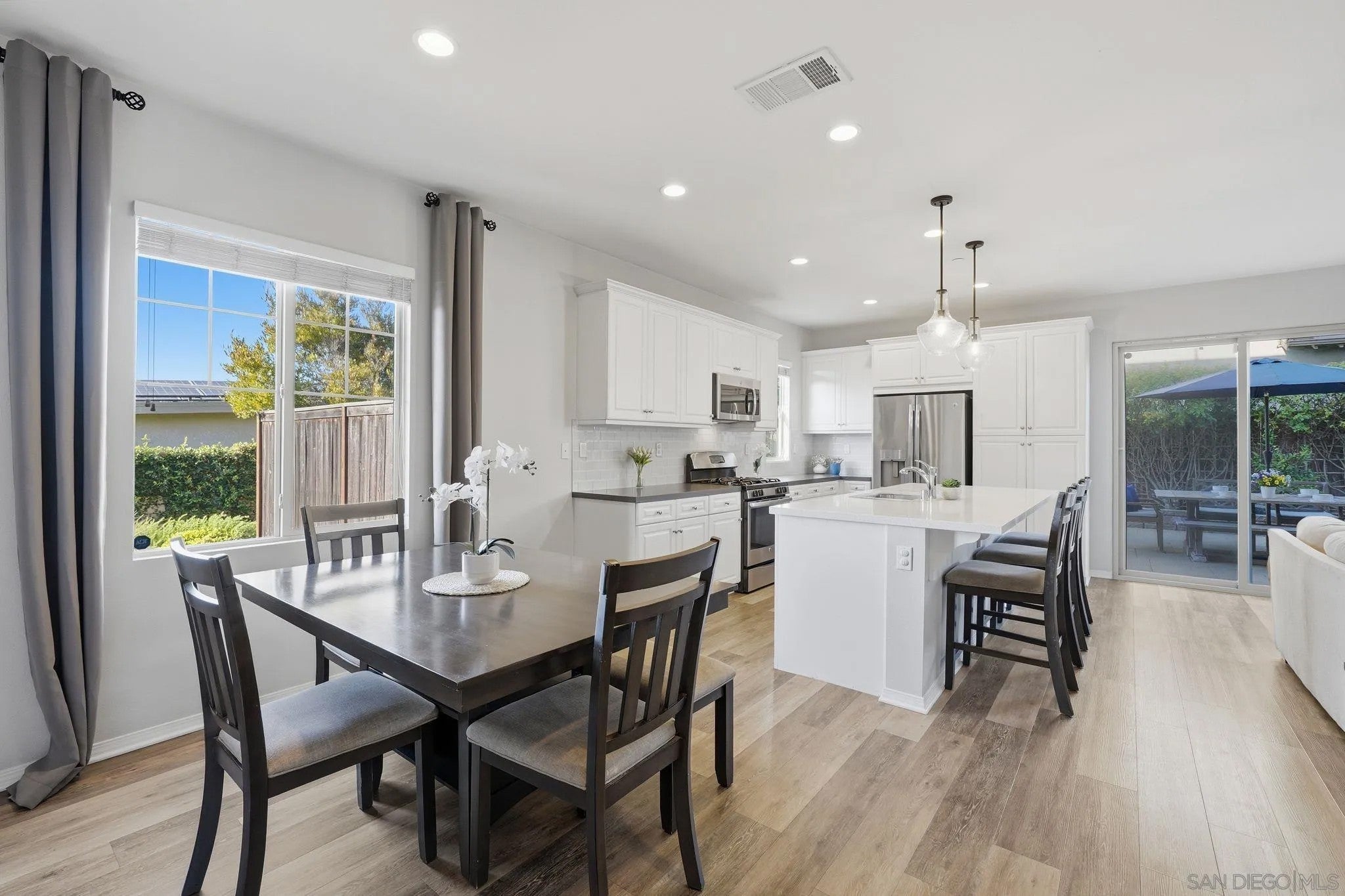 310 Dahlia Way