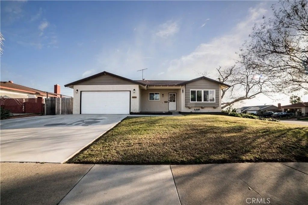 Photo of 5555 Caroline Street, Montclair, CA 91763 (MLS # TR26036194)