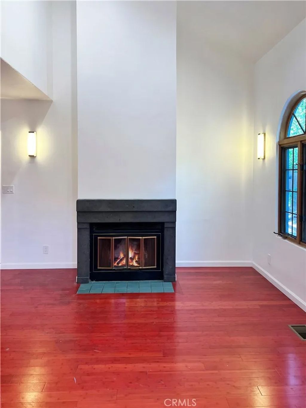 Photo of 8570 Wonderland Ave, Los Angeles, CA 90046 (MLS # PF26066923)