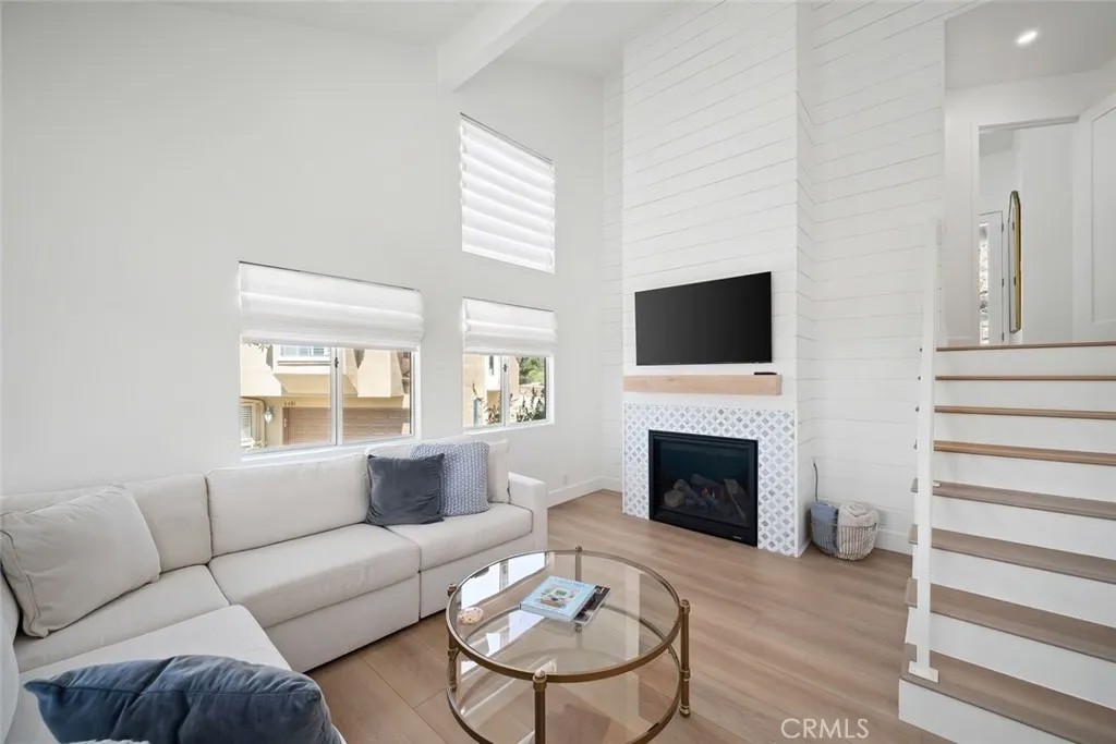 2366 Snowberry Court