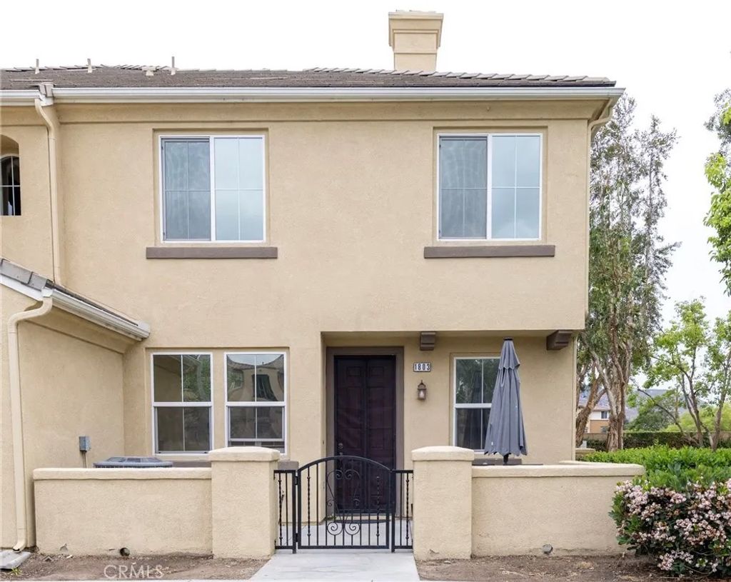 Photo of 1800 E Lakeshore Dr #1803, Lake Elsinore, CA 92530 (MLS # SW26069692)