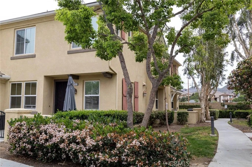 Photo of 1800 E Lakeshore Dr #1803, Lake Elsinore, CA 92530 (MLS # SW26069692)