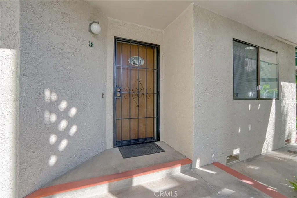 10 Royale Avenue 13A-2