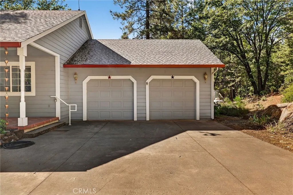 10202 Cohasset Road