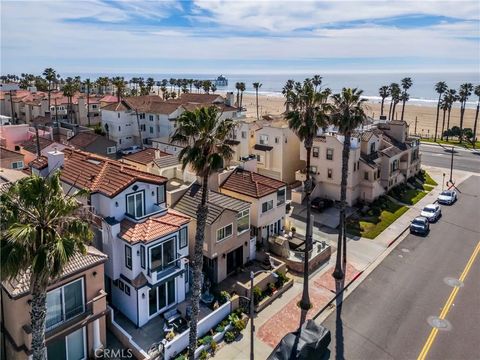 Photo of 116 11th St, Huntington Beach, CA 92648 (MLS # PW26042442)