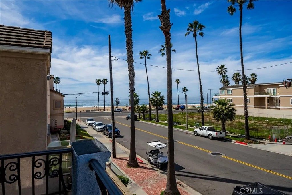 Photo of 116 11th St, Huntington Beach, CA 92648 (MLS # PW26042442)