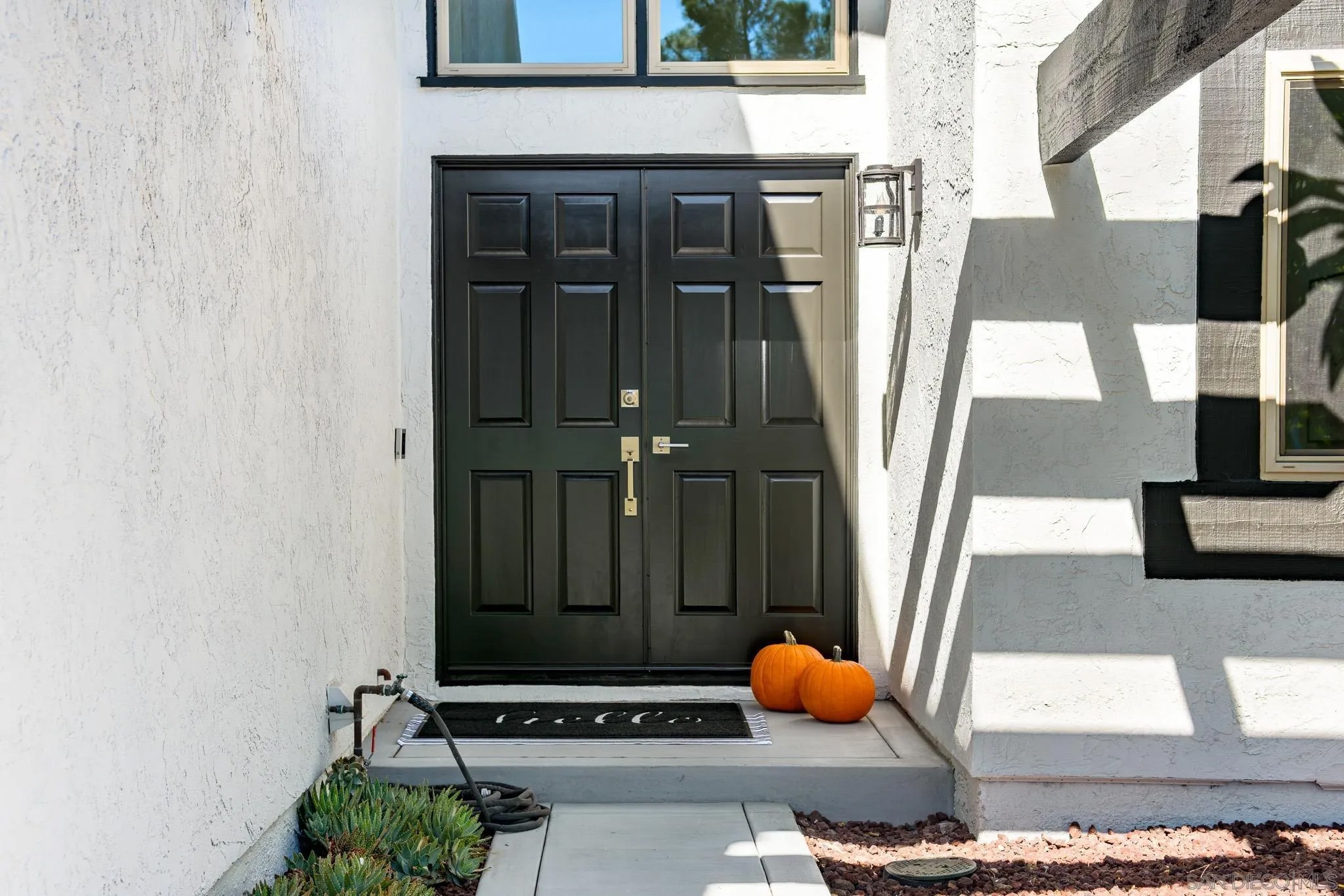 13330 Canyon Back Ln