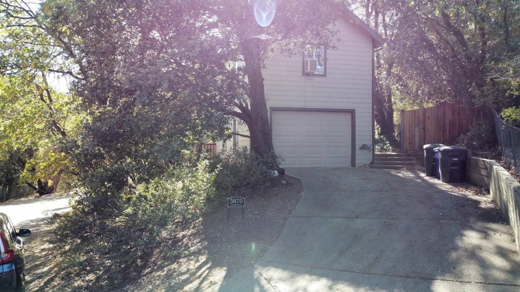 Photo of 3870 Crescent, Julian, CA 92036 (MLS # 2600278)