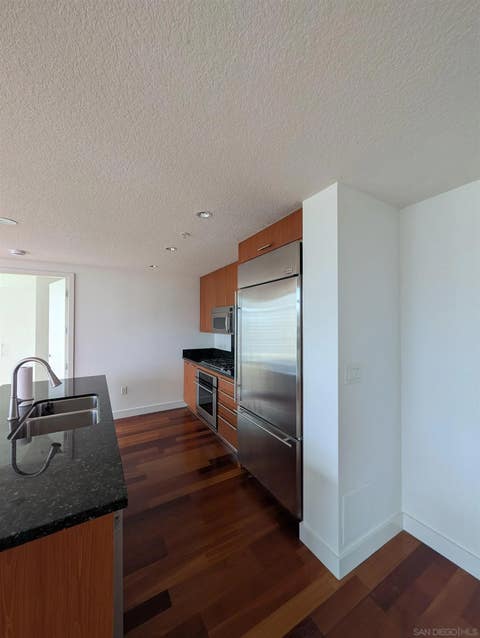Tiny photo for 1205 Pacific Hwy #2504, San Diego, CA 92101 (MLS # 260018307)