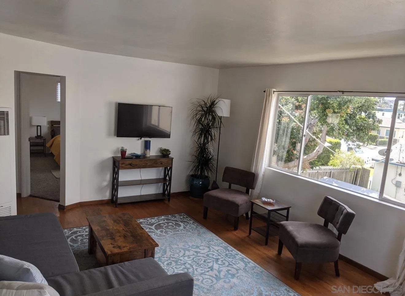 4662 Point Loma Ave