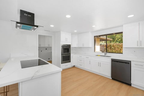Photo of 363 Tumble Creek, Fallbrook, CA 92028 (MLS # 260009848)
