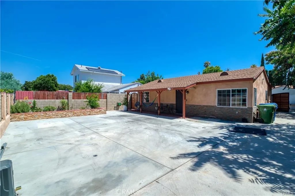 15450 Archwood