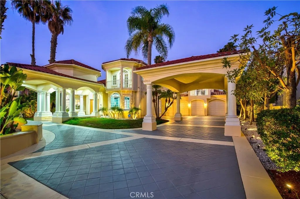 Photo of 27612 Fargo RD, Laguna Hills, CA 92653 (MLS # PW26167062)
