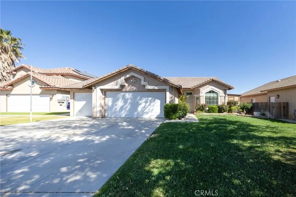Photo of 13280 Viejo Cir, Victorville, CA 92392 (MLS # PW26072087)