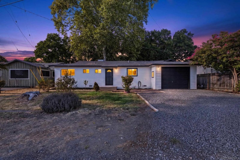 996 E Eaton Rd
