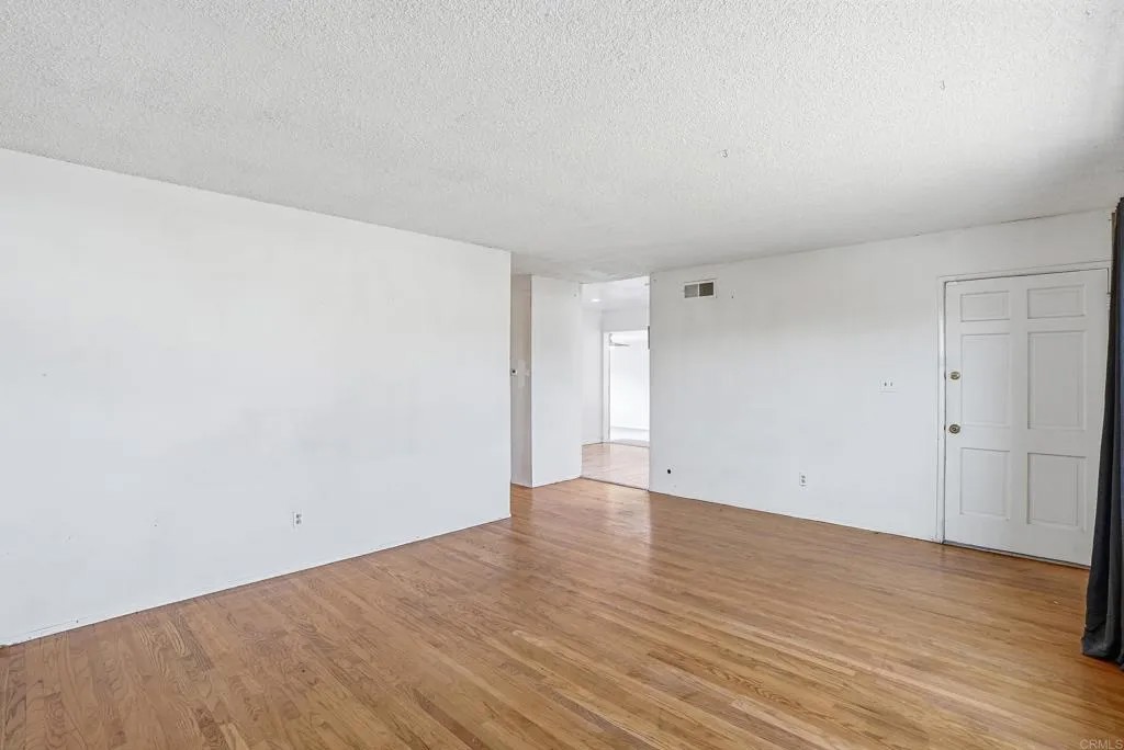 1922 Dartmoor Dr