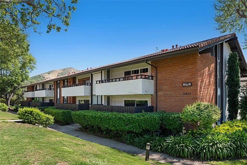 Photo of 31515 Lindero Canyon, Westlake Village, CA 91361 (MLS # OC26076200)