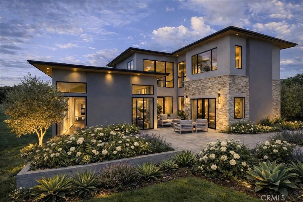 1426 Parsons