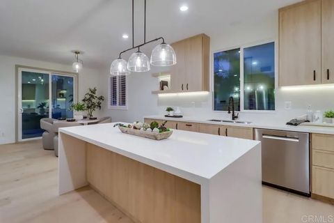 Tiny photo for 2850 Palmetto Point Ct, Chula Vista, CA 91915 (MLS # PTP2508017)