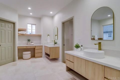 Tiny photo for 2850 Palmetto Point Ct, Chula Vista, CA 91915 (MLS # PTP2508017)