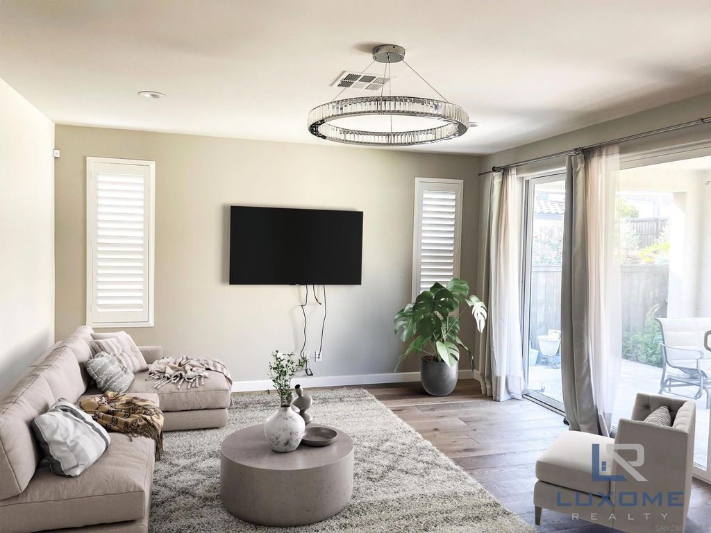 Photo of 987 Camino Levante, Chula Vista, CA 91913 (MLS # 260005319)