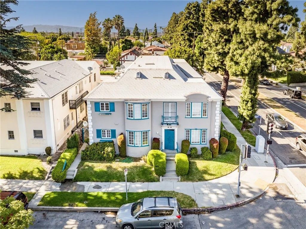 Photo of 3403 Stocker St, Los Angeles, CA 90008 (MLS # PW26079503)