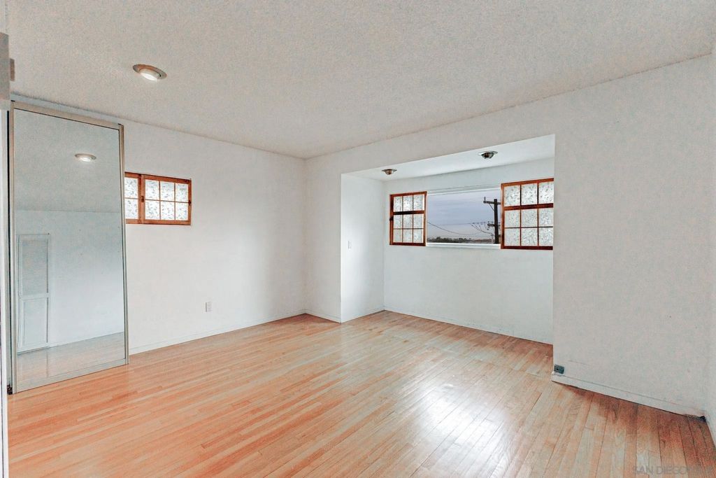 Photo of 2841 Nipoma St, San Diego, CA 92106 (MLS # 250045666)