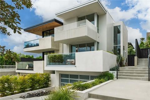 68 E F Street Encinitas CA 92024