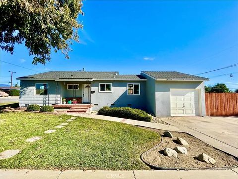 Photo of 10109 Bel Air Ave, Montclair, CA 91763 (MLS # PW26018917)