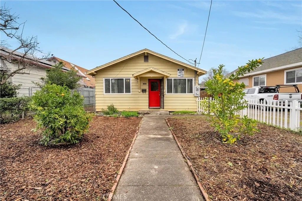 Photo of 1202 Palm Ave, Chico, CA 95926 (MLS # SN26016029)