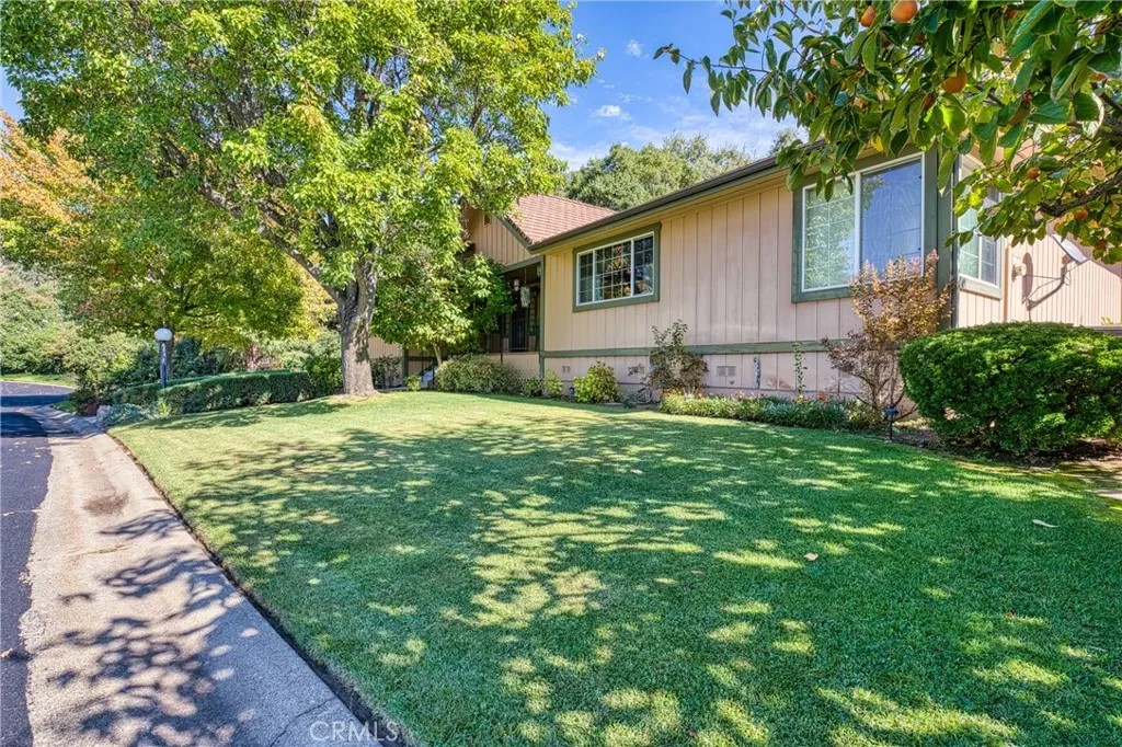 8656 Paradise Valley Boulevard