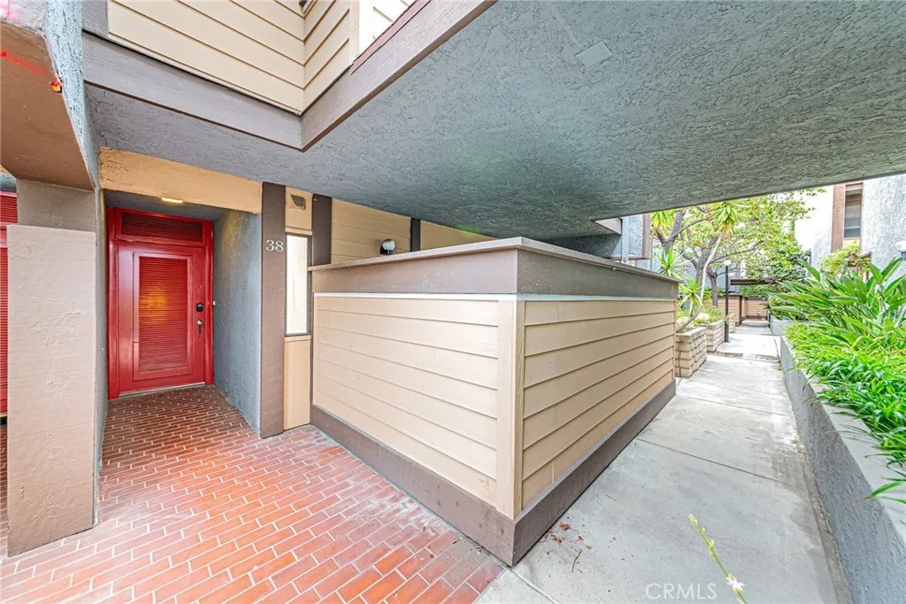421 S Van Ness