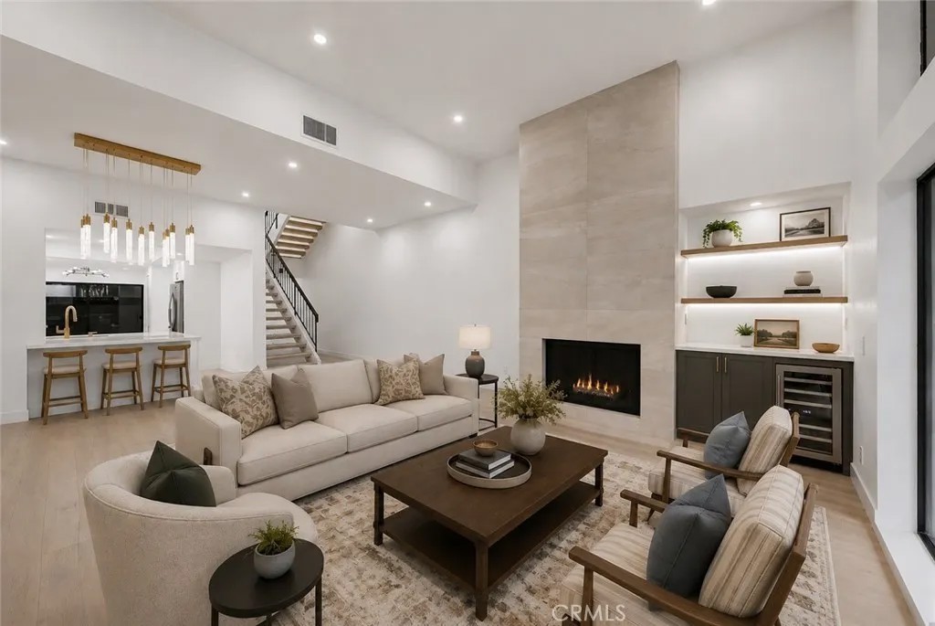 421 S Van Ness