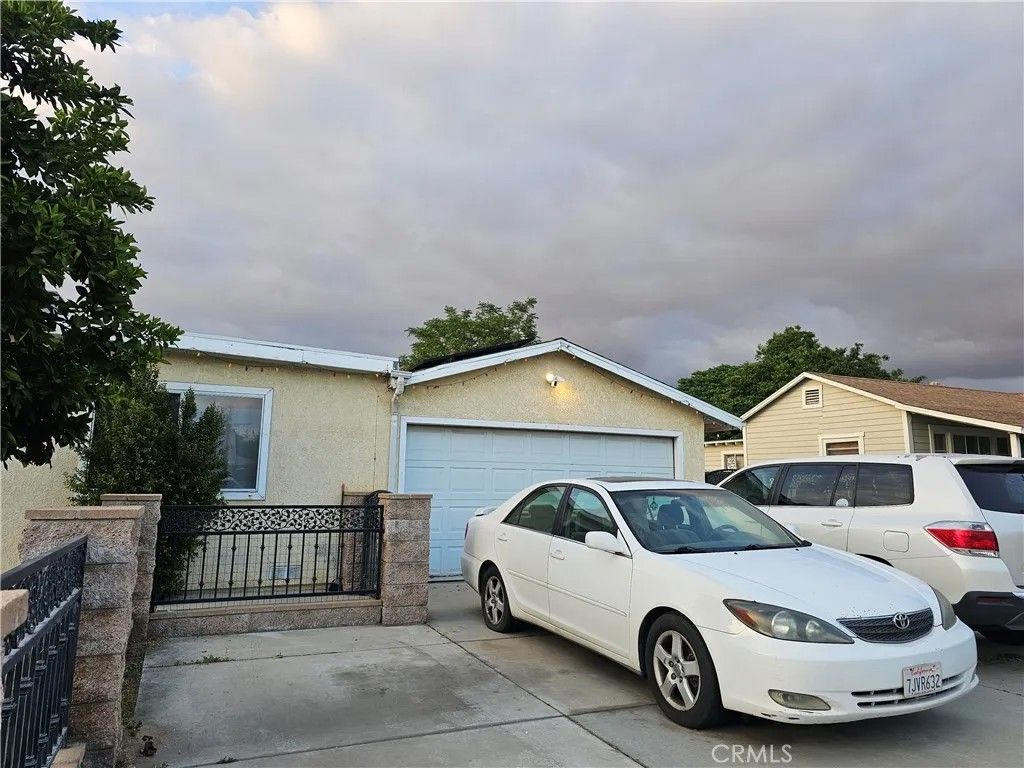 Photo of 26110 Cypress Street, Highlands, CA 92346 (MLS # TR26074059)