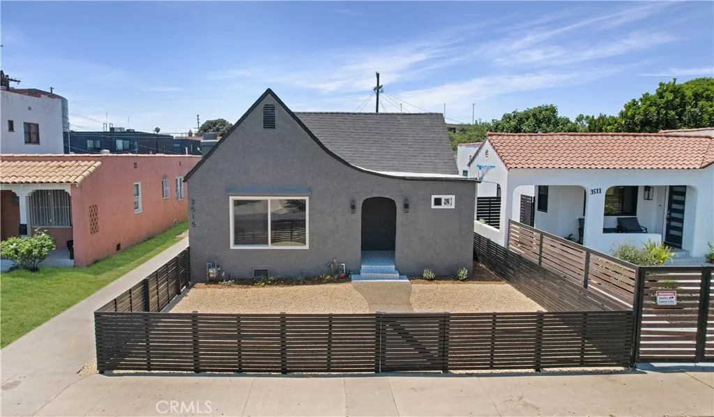 3515 S Norton