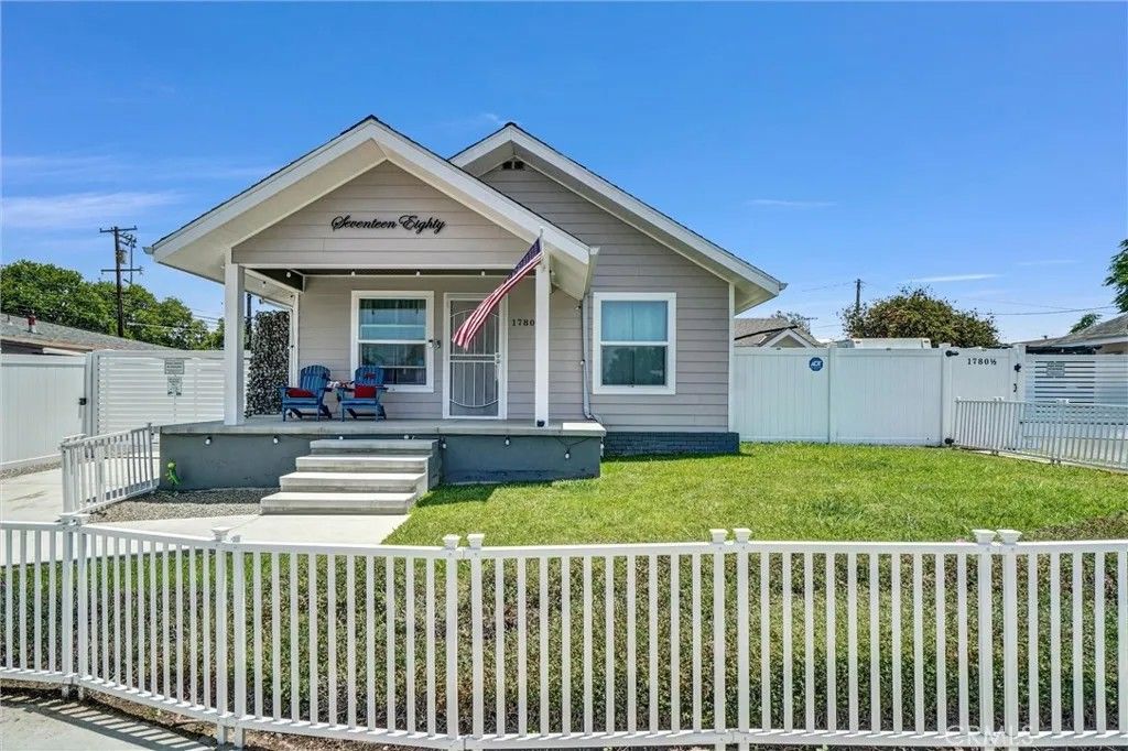 Photo of 1780 Anaheim Avenue, Costa Mesa, CA 92627 (MLS # OC25279423)