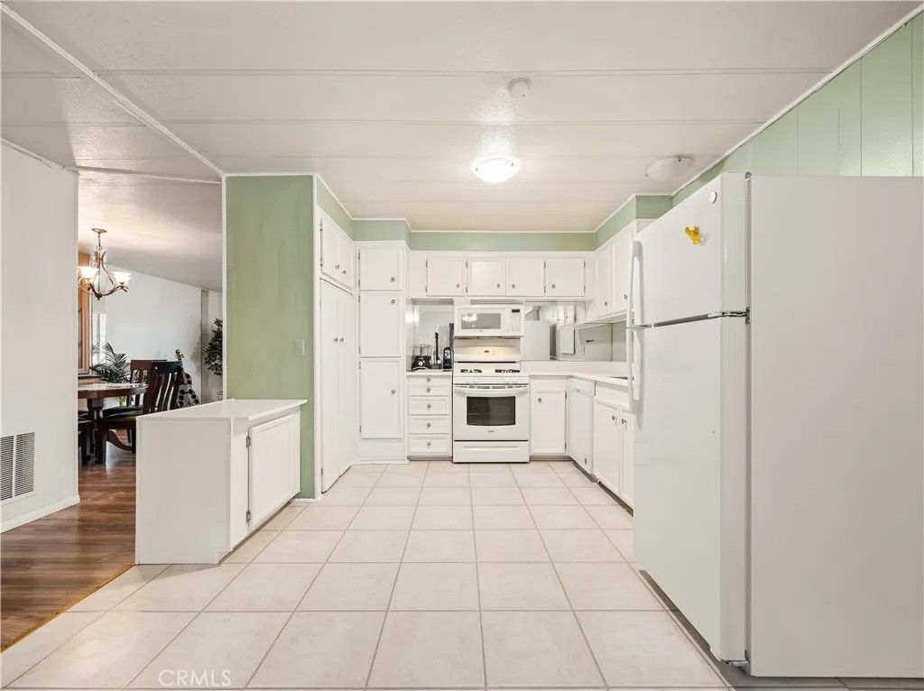 Photo of 27601 Sun City Blvd #318, Menifee, CA 92586 (MLS # SW26032698)