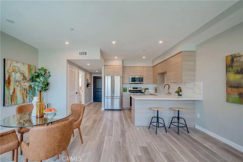 Photo of 7018 Alabama AVE #203, Canoga Park, CA 91303 (MLS # SR26165050)
