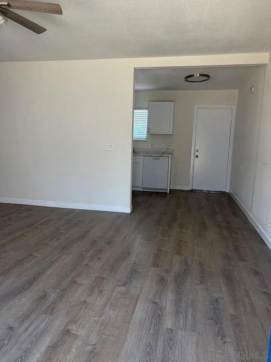 8050-52 Lemon Grove Way